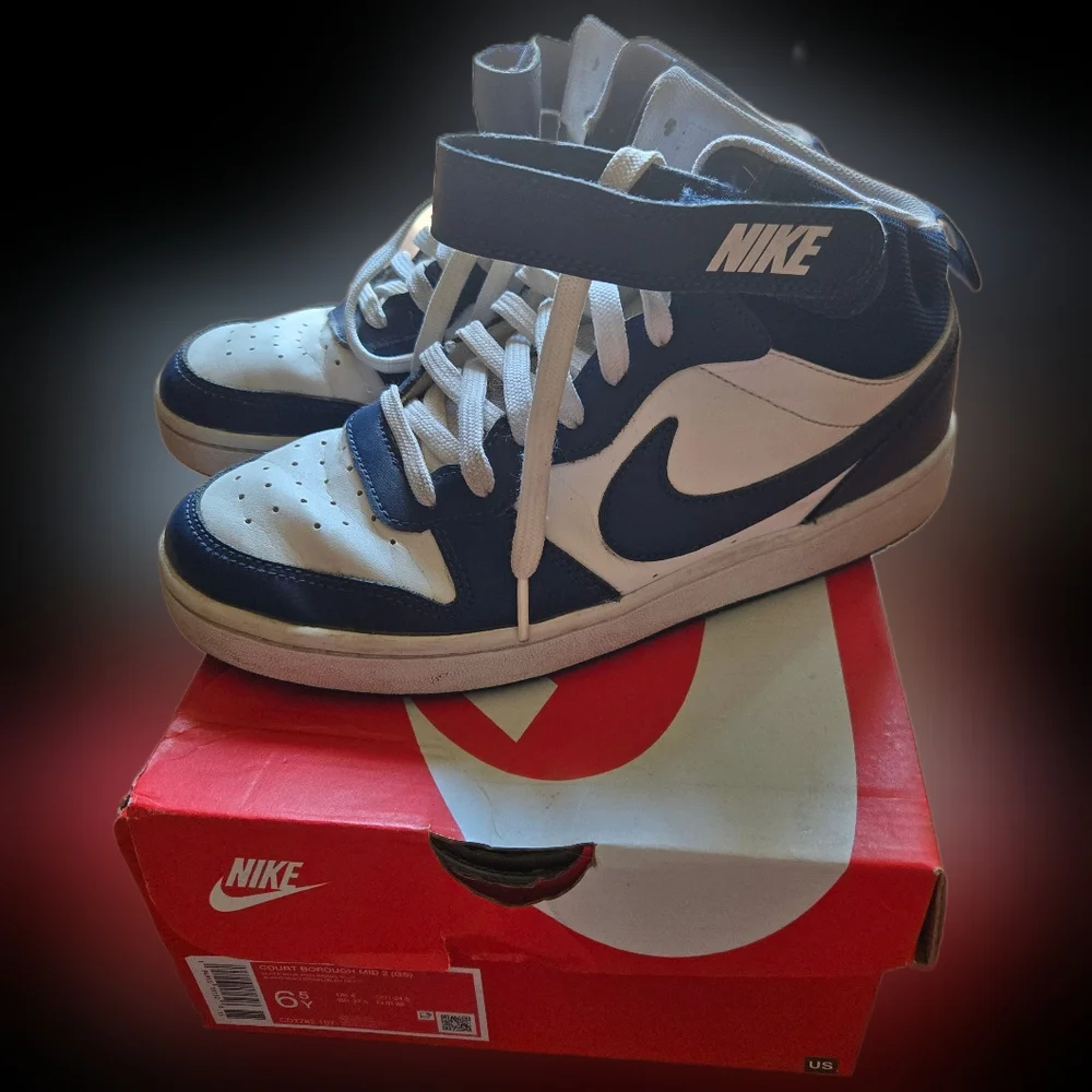 Nike Court Borough MID 2 Youth - Picture 1 of 5